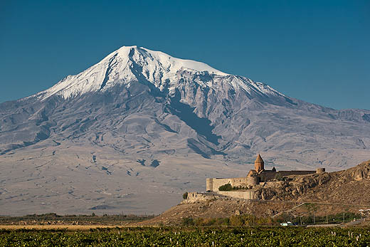 ARMENIA, un pequeño GRAN país que merece un viaje. 10 ARARAT_VIAJES BIDTRAVEL.jpg