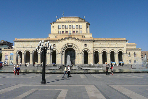 ARMENIA, un pequeño GRAN país que merece un viaje. 2 erevan-republique_viajes bidtravel