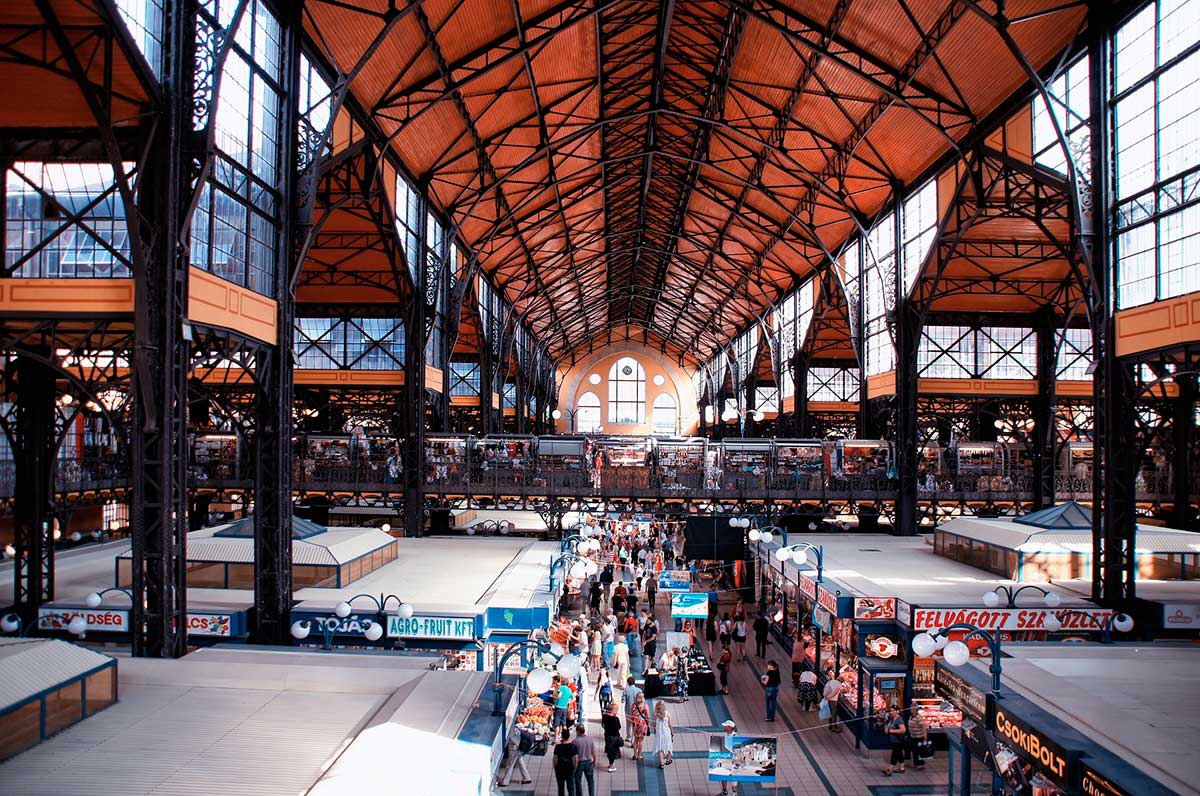El gran mercado Central de Budapest