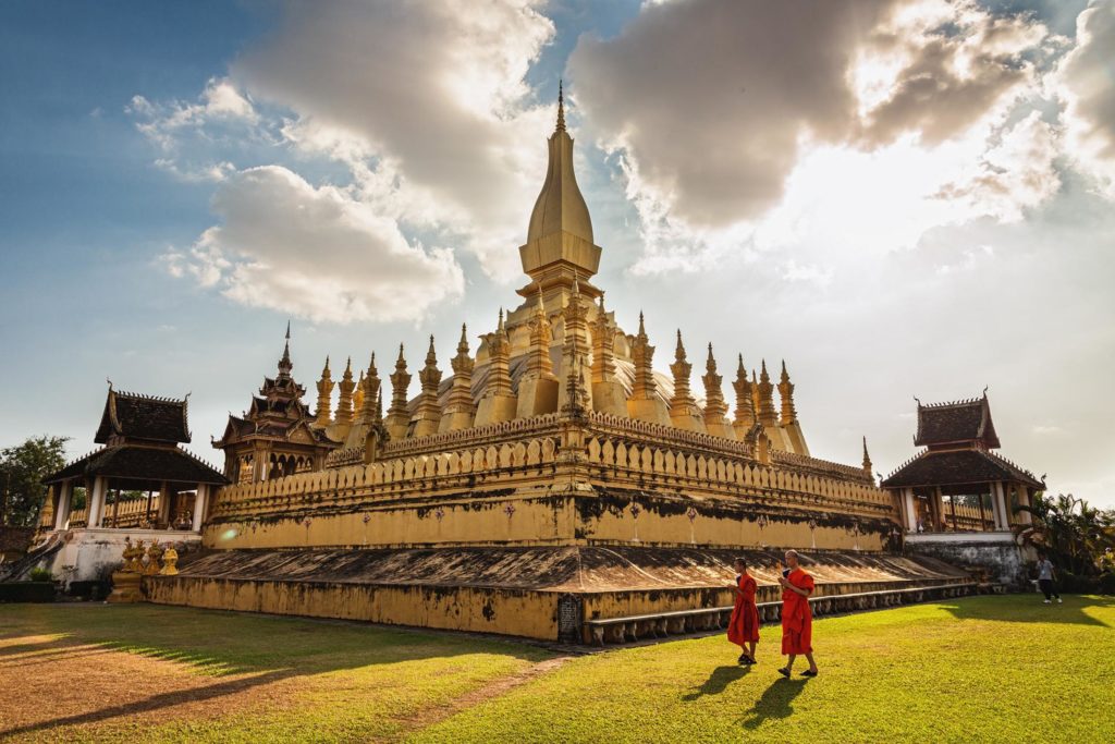 Estupa budista Pha That Luang en Laos