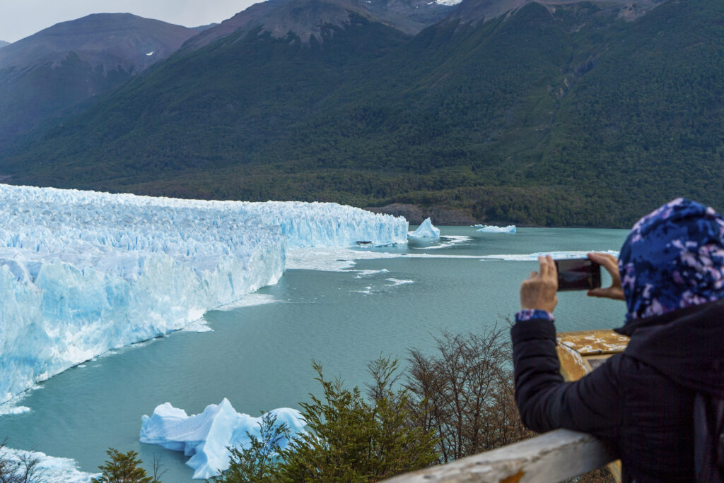 Sacando imagen al glaciar Perito Moreno